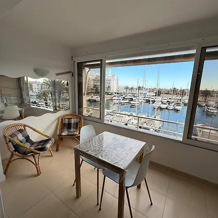 Apartamento Awaydays - Pg 3-3 - Al Canal Con Wi-fi Empuriabrava